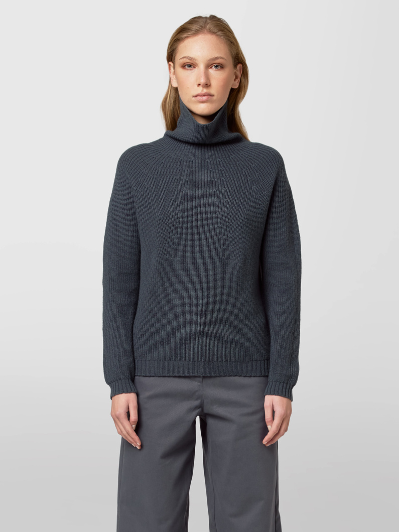 SWEATER - STORM