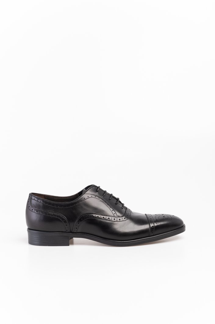 LACE-UPS - BLACK