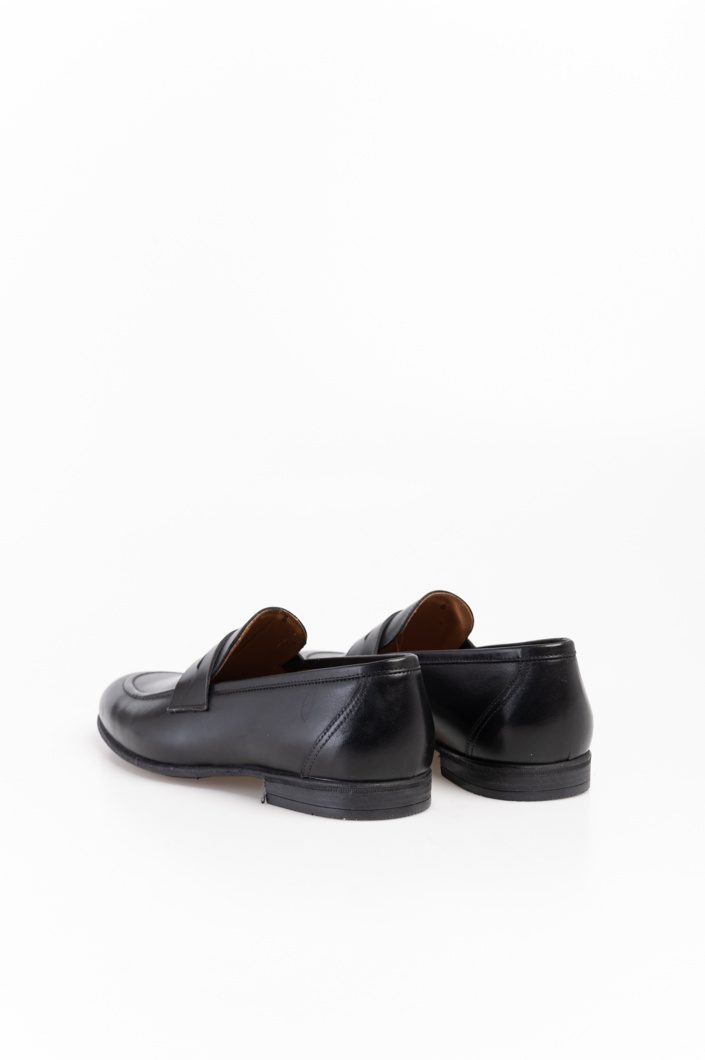 LOAFERS - BLACK