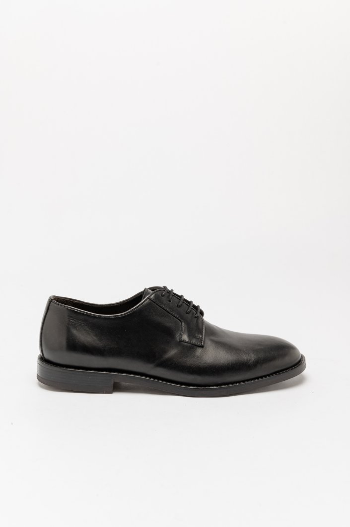 LACE-UPS - BLACK