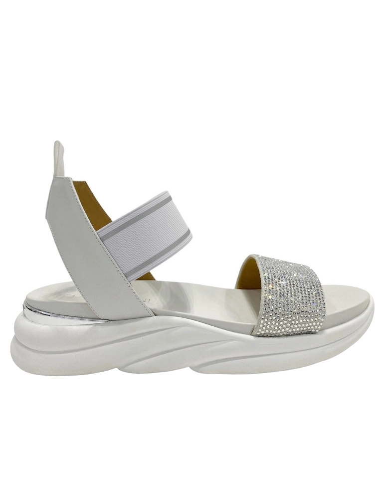 SANDALS - LATTE