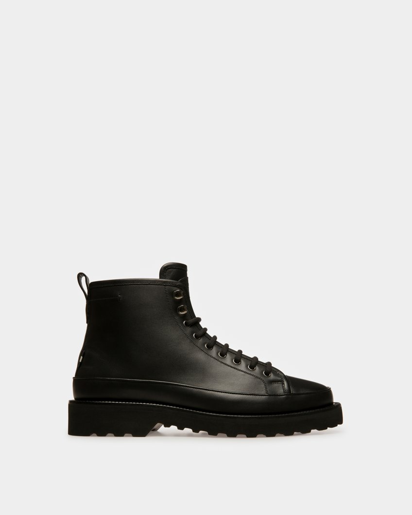 ANKLE BOOTS - BLACK