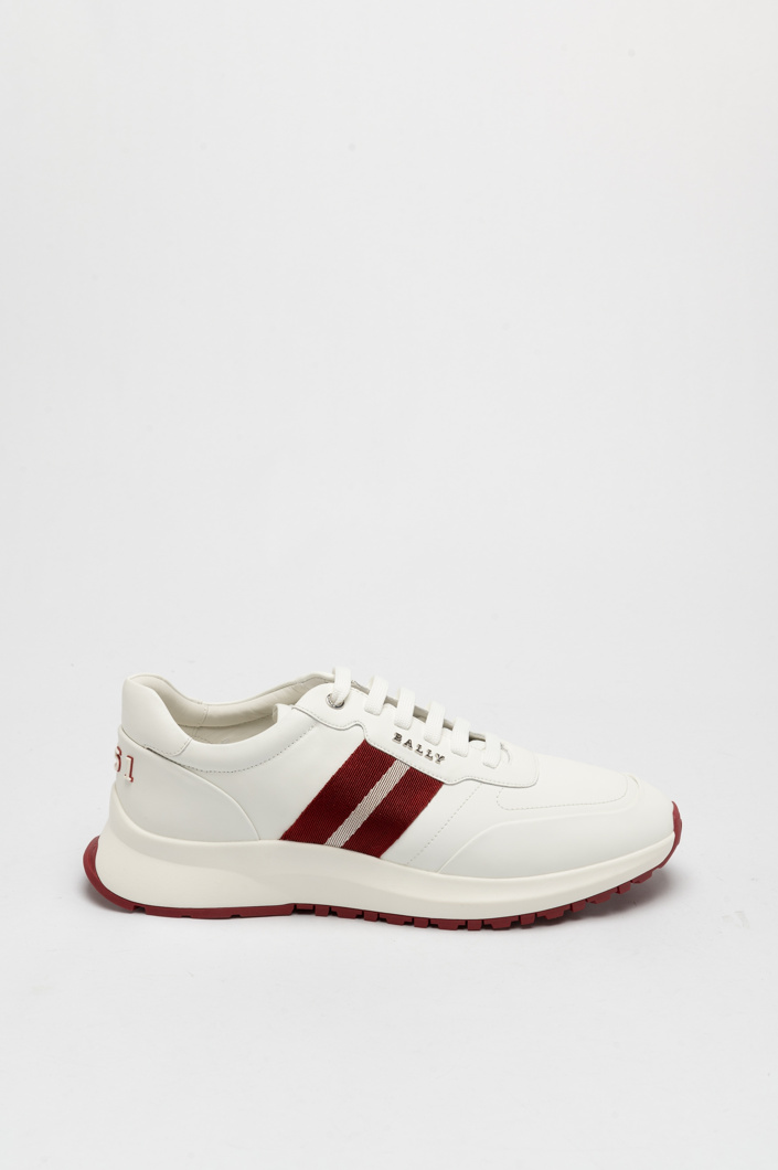 SNEAKERS - WHITE