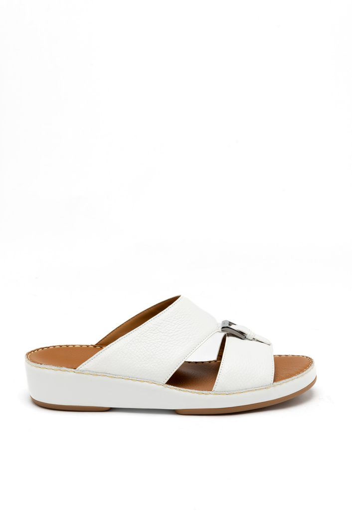 SLIDES - WHITE