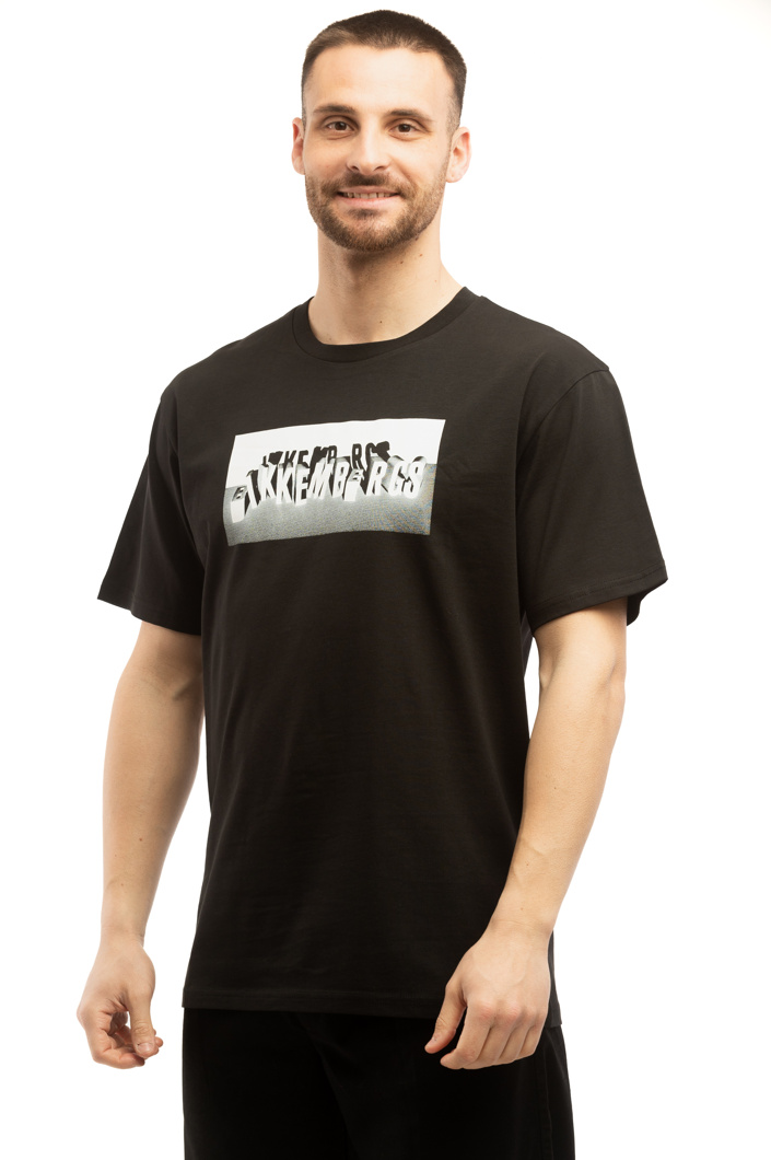 T-SHIRT - BLACK