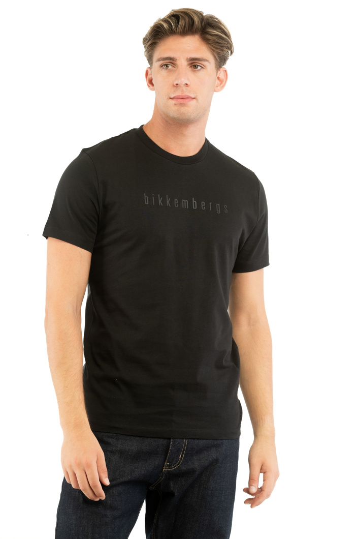 T-SHIRT - BLACK