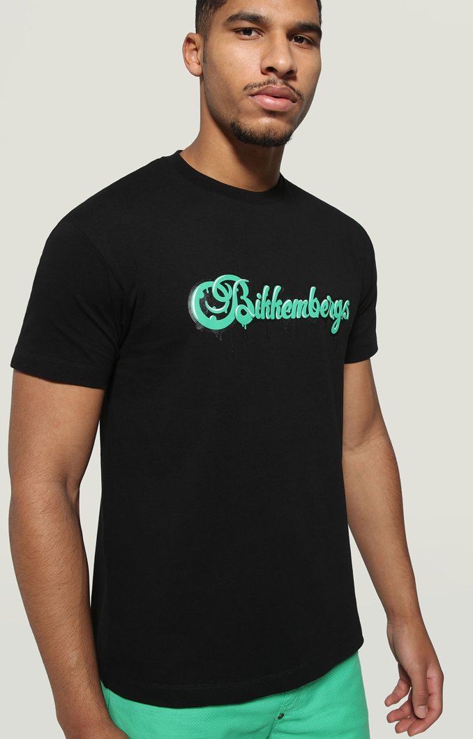 T-SHIRT - BLACK