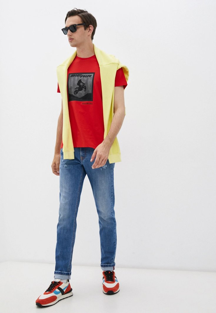 T-SHIRT - RED