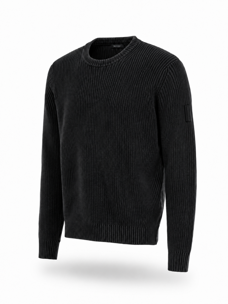 JUMPER - BLACK FADE