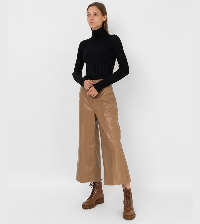 TURTLENECK - BLACK