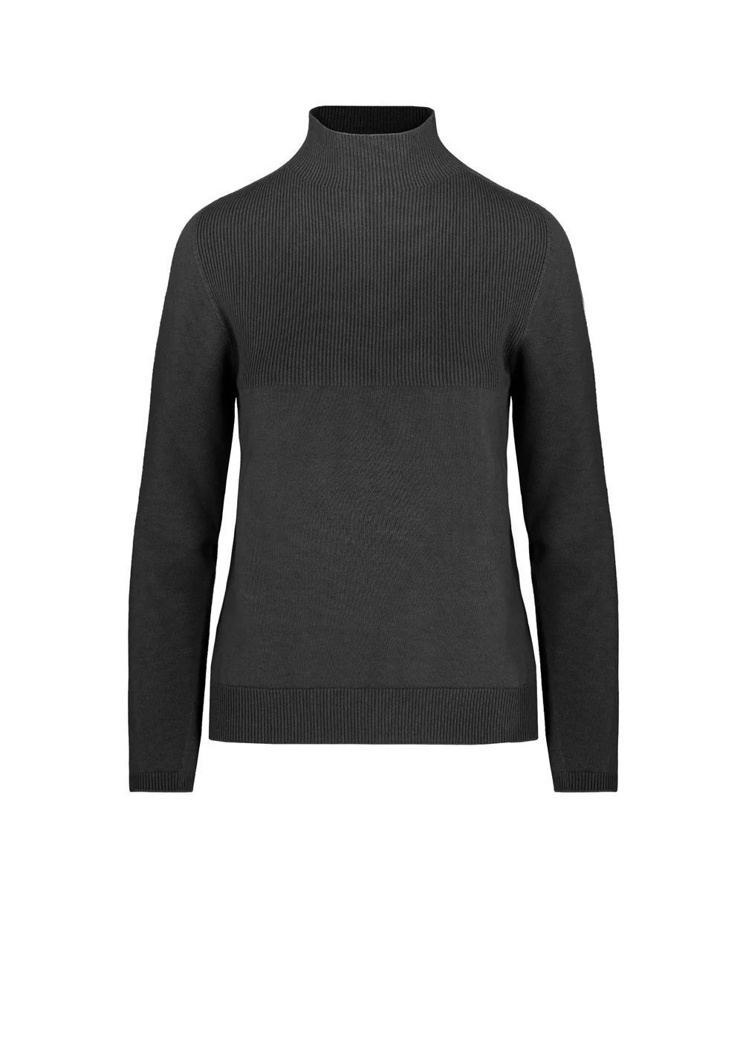 TURTLENECK - BLACK