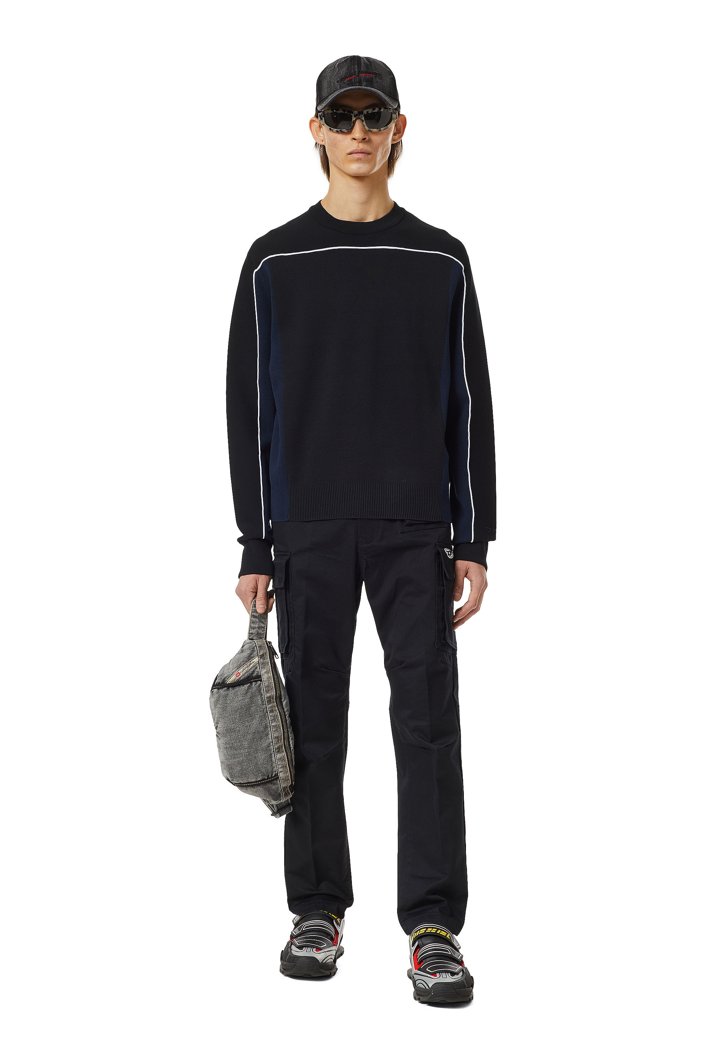 SWEATER - BLACK BLACK BLACK