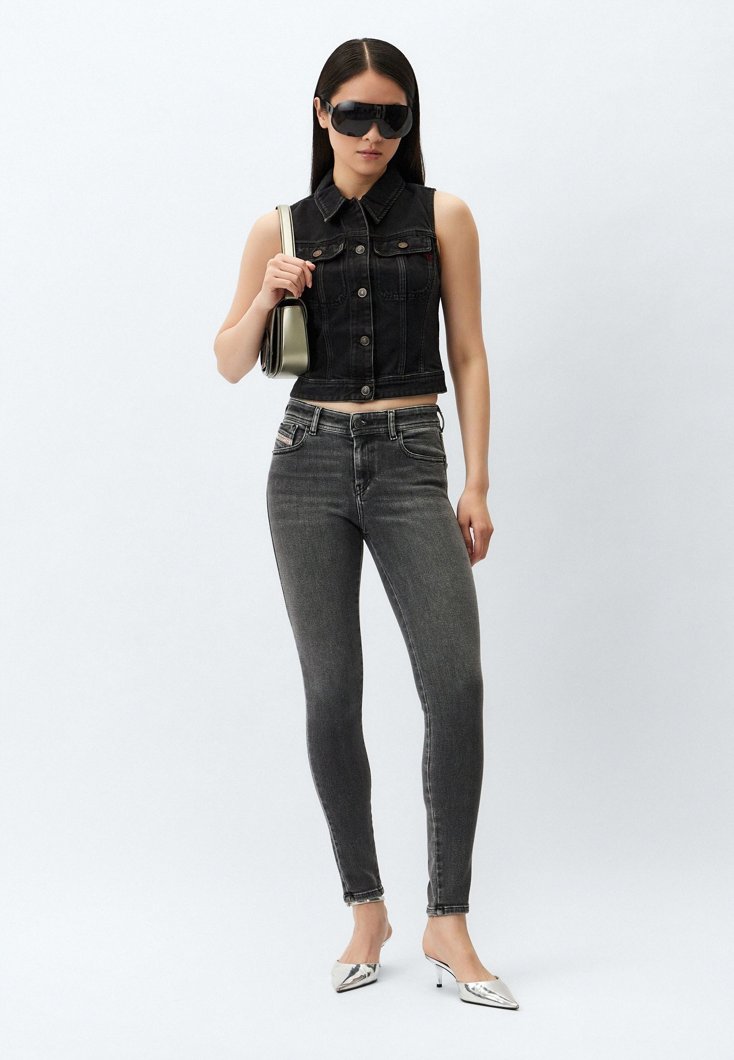 JEANS - BLACK