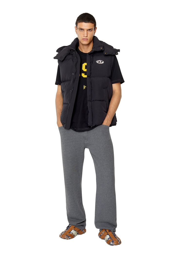 DOWN VEST - BLACK BLACK BLACK
