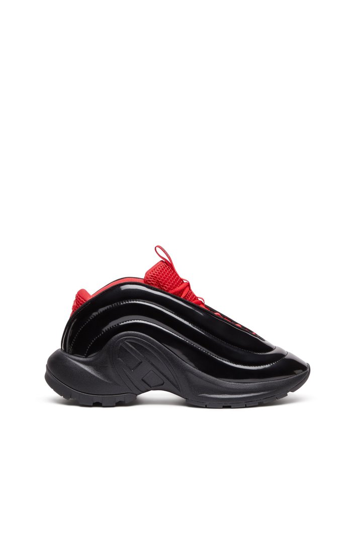 SNEAKERS - BLACK/HIGH RISK RED