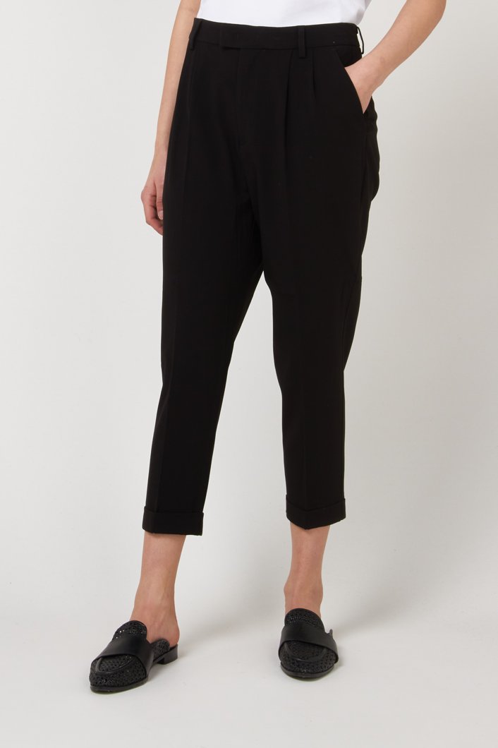CAPRI - BLACK