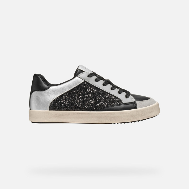 SNEAKERS - BLACK