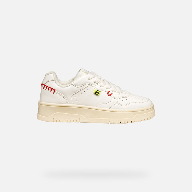 SNEAKERS - WHITE