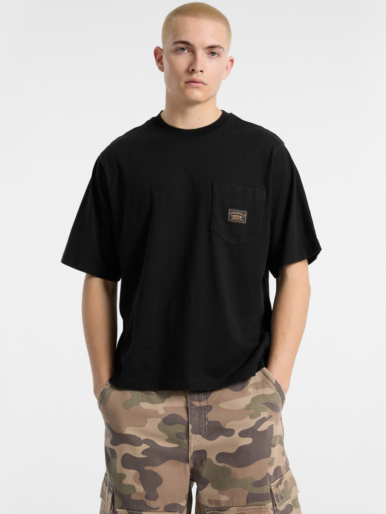 T-SHIRT - JET BLACK MULTI