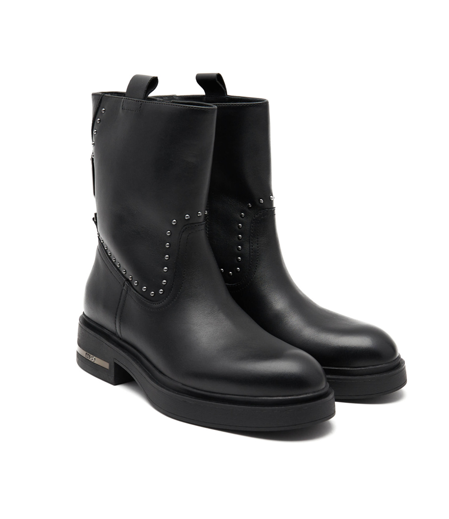 BOOTS - BLACK