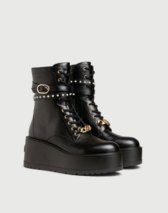 BOOTS - BLACK