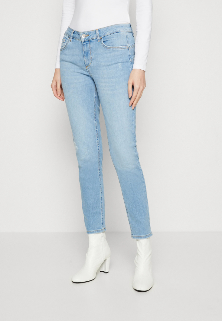 JEANS - DEN.BLUE LIGHT
