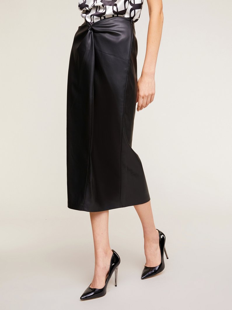 SKIRT - BLACK
