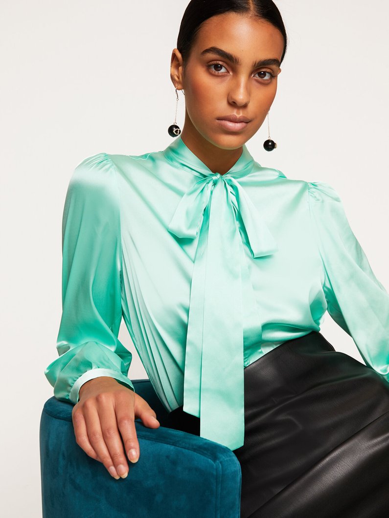 BLOUSE - LIGHT GREEN