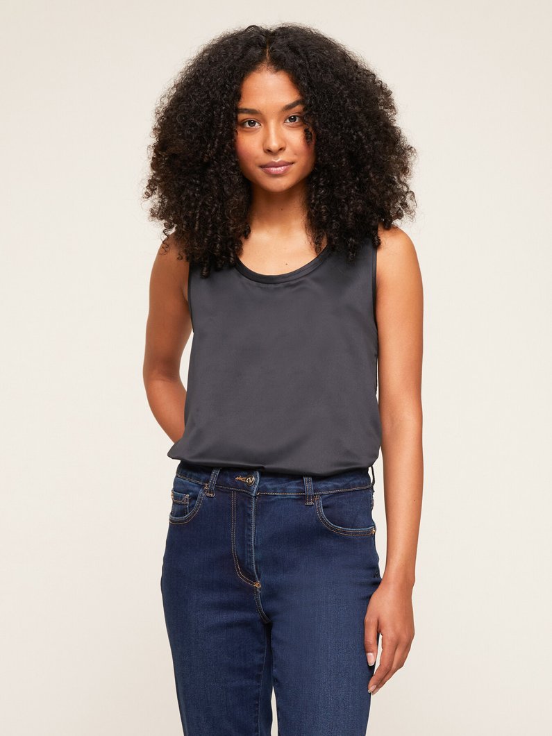 TOP - BLACK