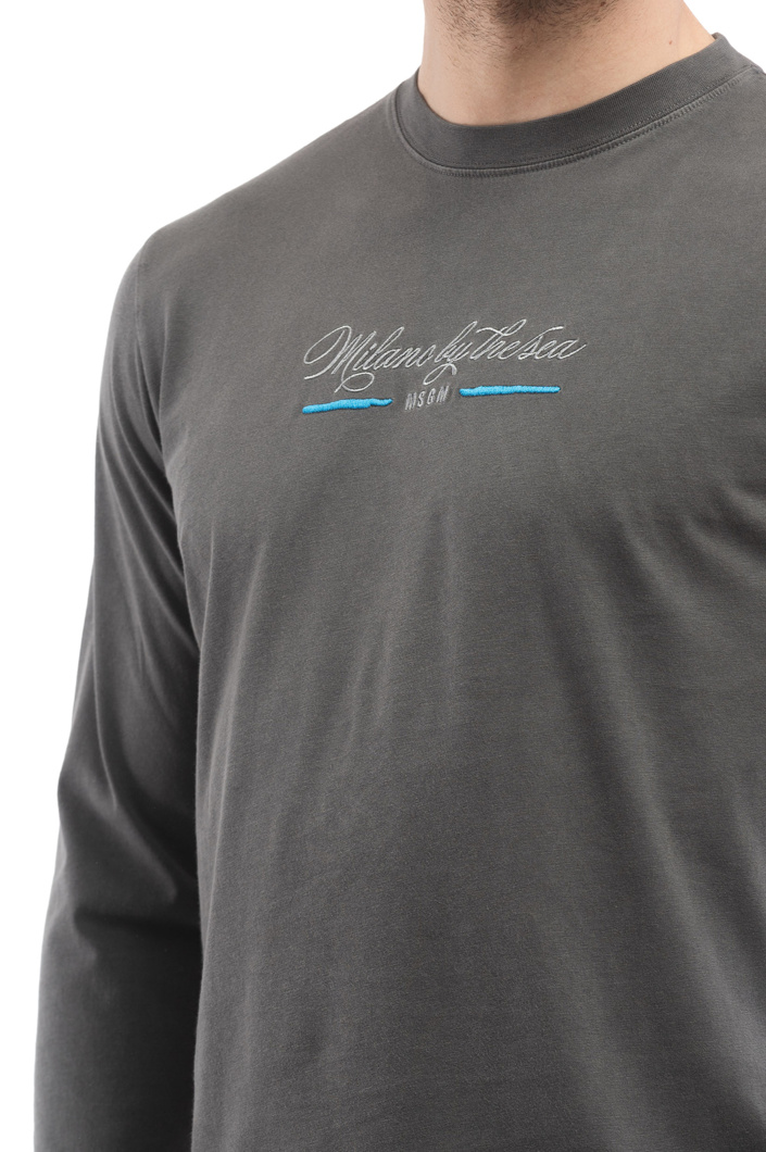 T-SHIRT - BLACK