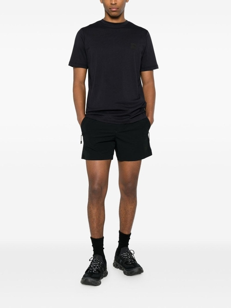 T-SHIRT - BLACK