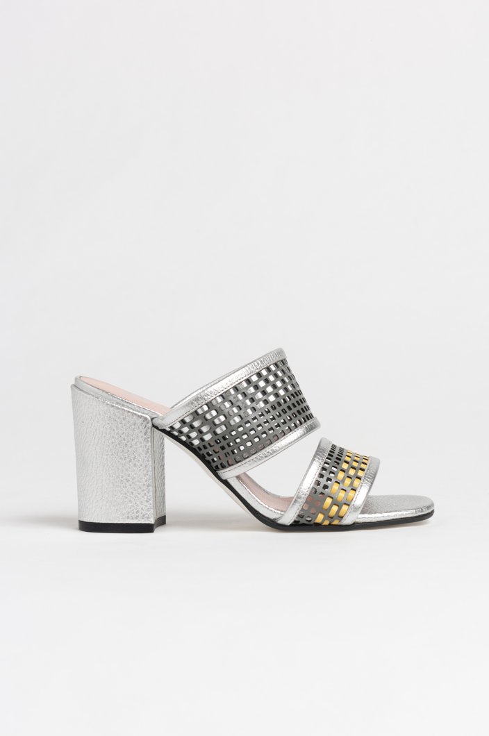 HIGH HEELS - SILVER