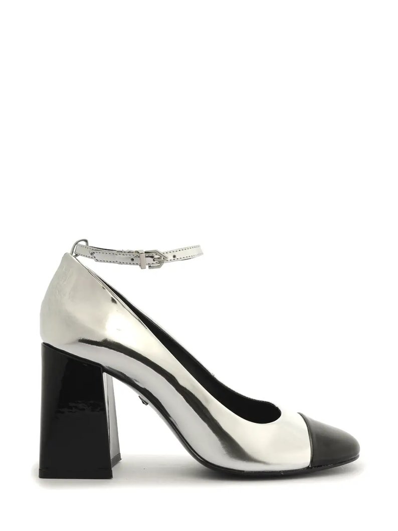 HIGH HEELS - SILVER