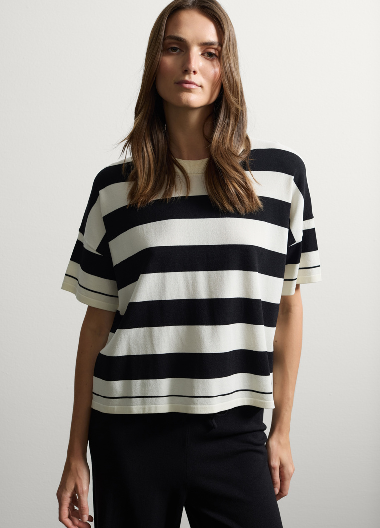 T-SHIRT SHORT SLEEVE - OFF WHITE/ BLACK