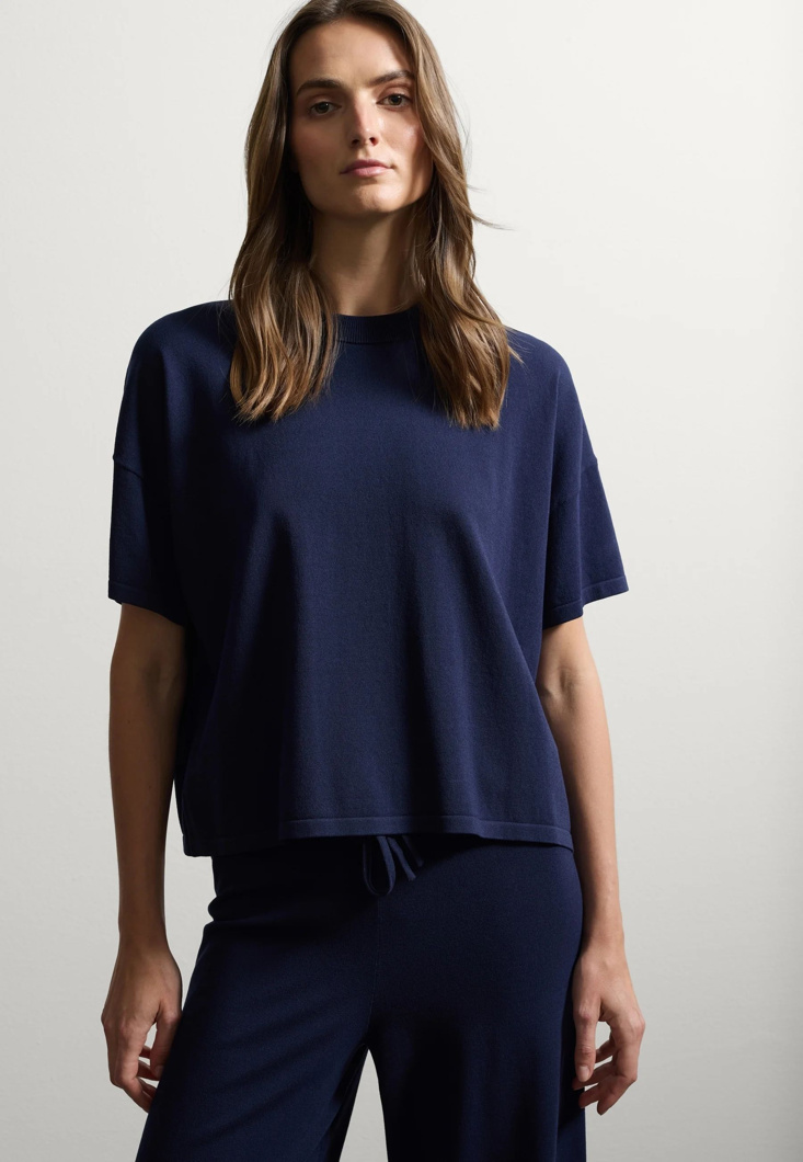 SWEATER - NAVY BLUE