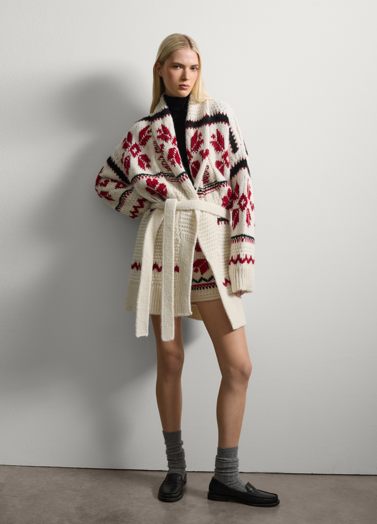 CARDIGAN - WHITE JAQUARD RED