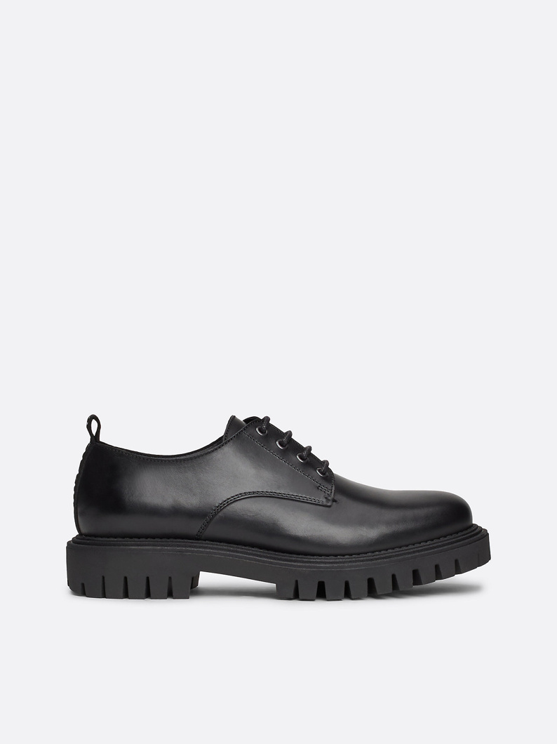 LACE-UPS - BLACK