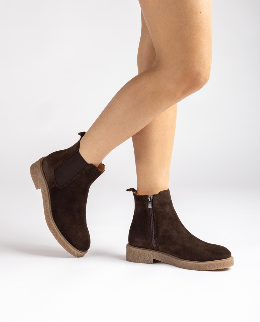 ANKLE BOOTS - BROWN
