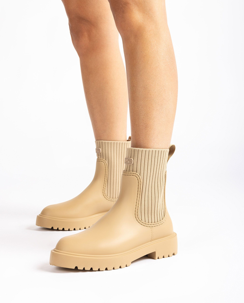ANKLE BOOTS - ARENA