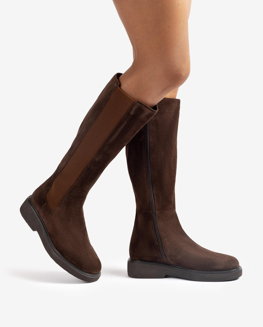 BOOTS - MID BROWN