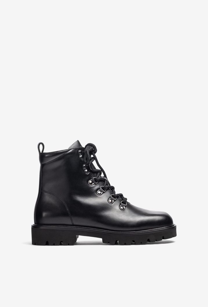 ANKLE BOOTS - BLACK
