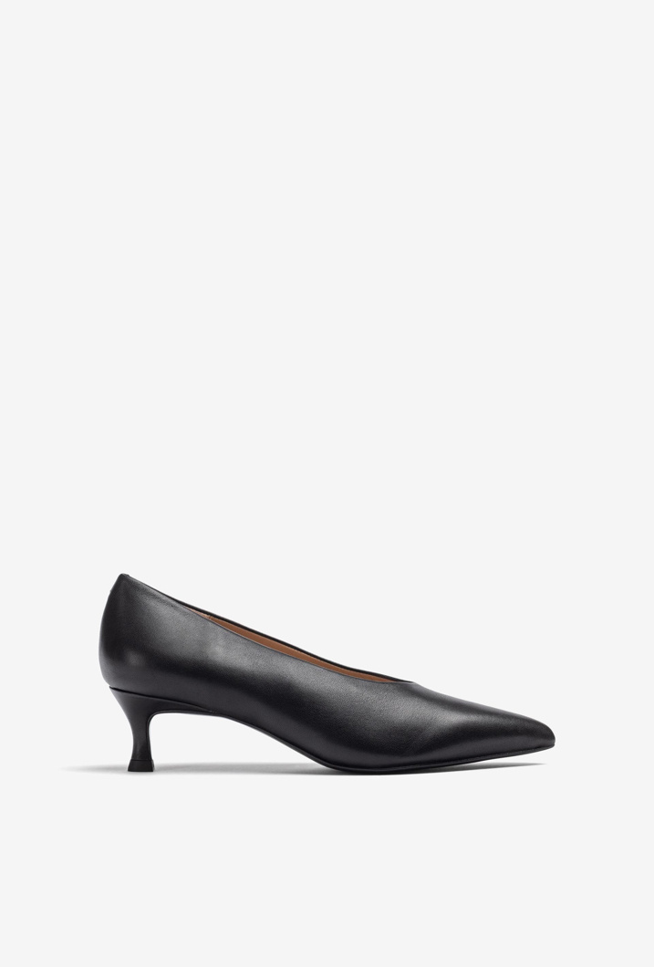 HIGH HEELS - BLACK