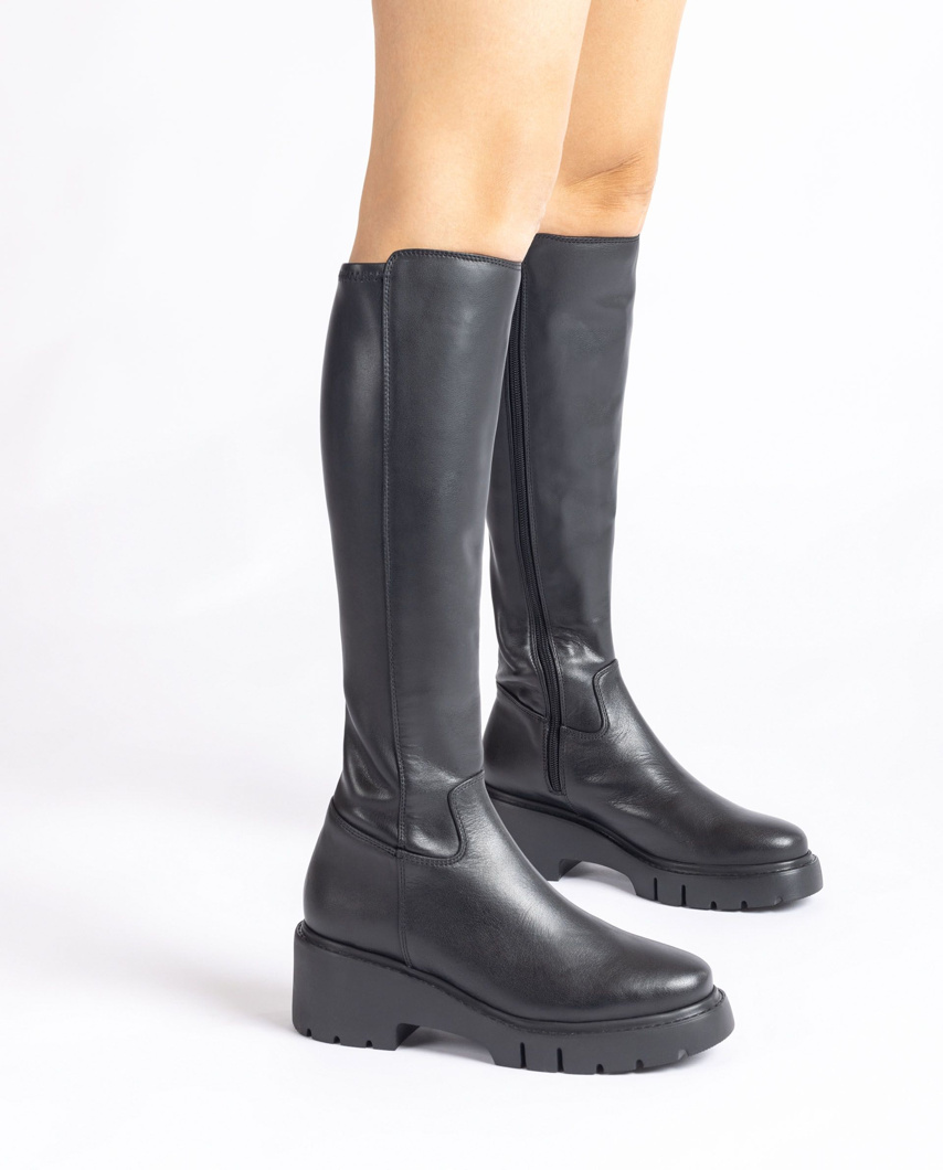BOOTS - BLACK
