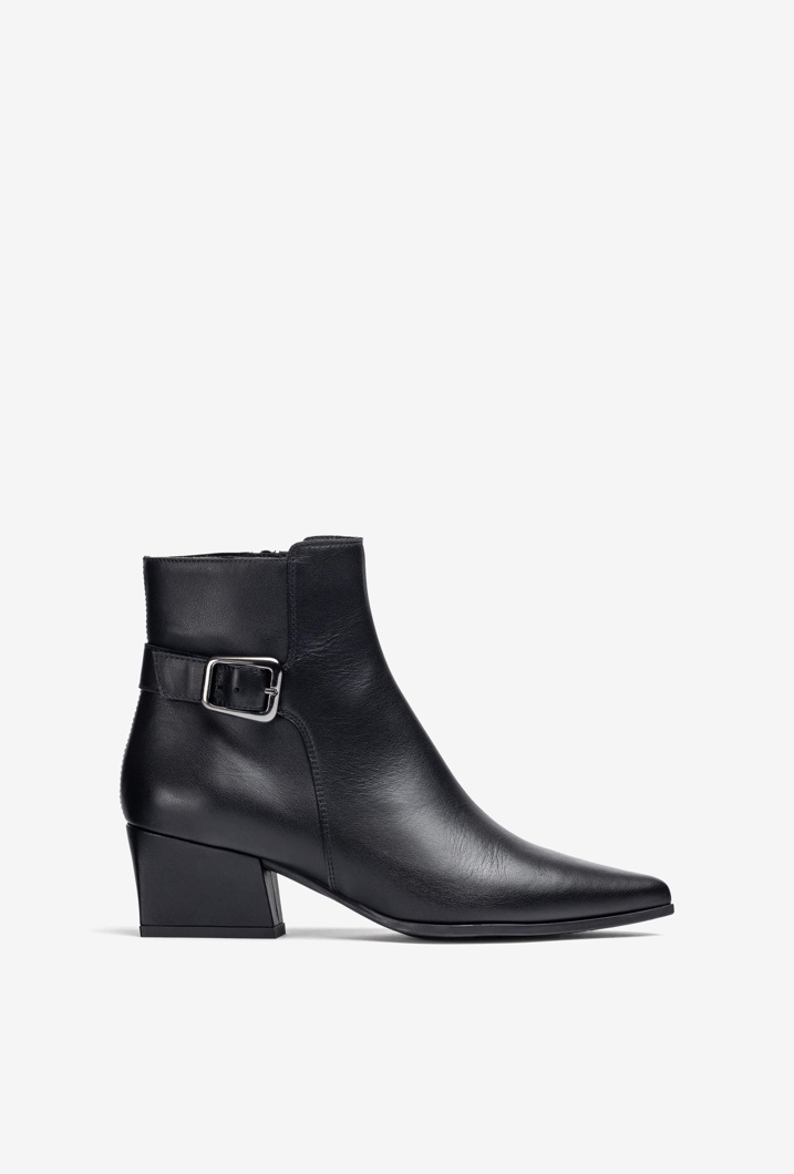 ANKLE BOOTS - BLACK
