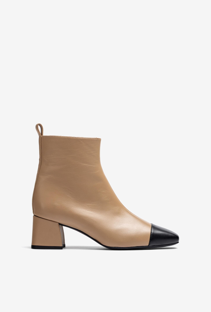 ANKLE BOOTS - OAT/BLK