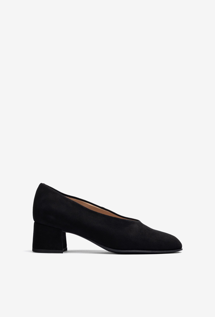 HIGH HEELS - BLACK