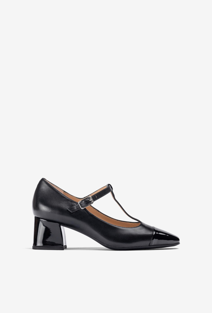HIGH HEELS - BLACK