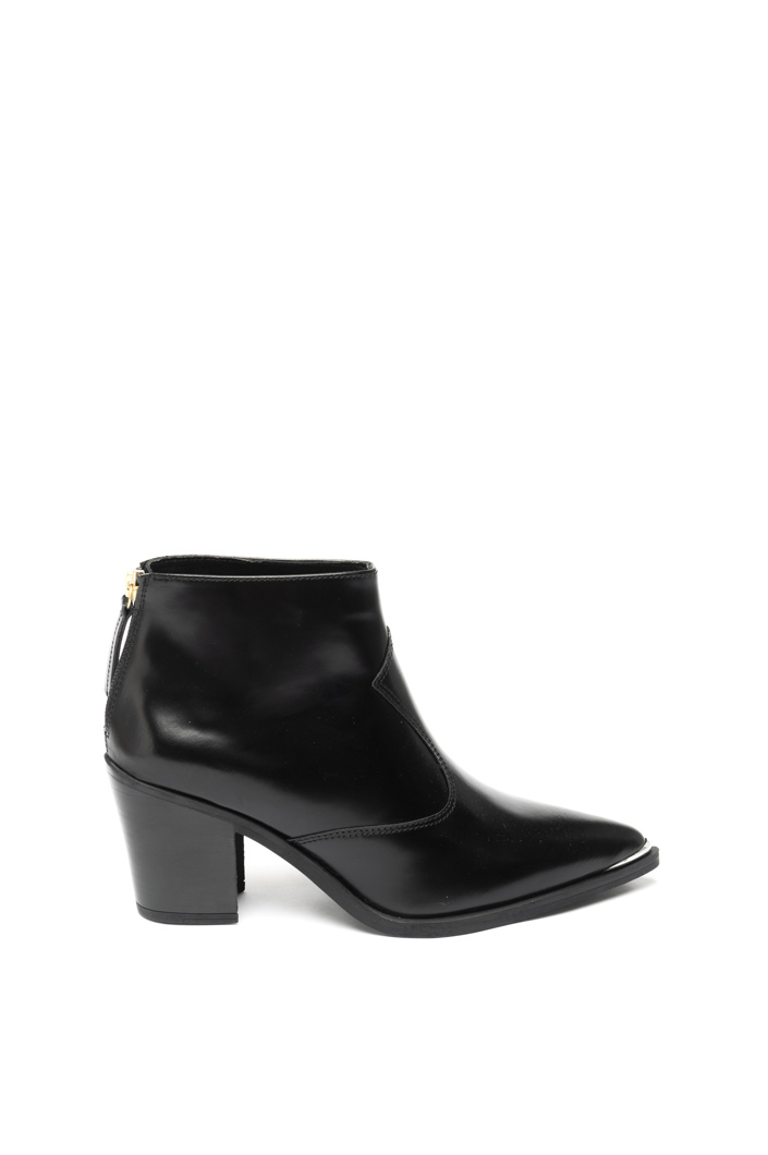 ANKLE BOOTS - BLACK