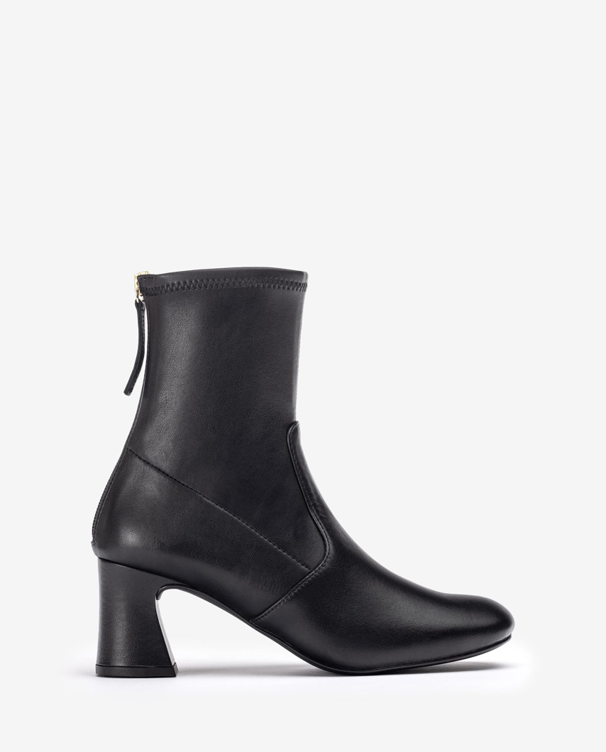 ANKLE BOOTS - BLACK